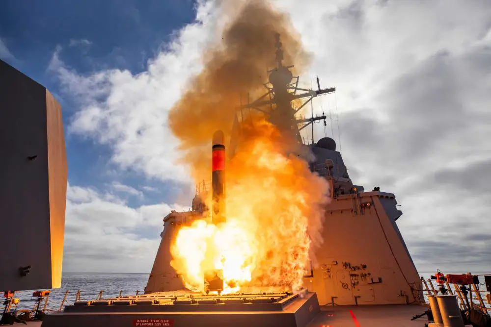 Germany’s request centers on the acquisition of three Typhon Mid-Range Capability launch systems and up to 400 Tomahawk Block V cruise missiles, while a parallel option focuses on integrating Tomahawk missiles aboard three frigate classes. (Picture source: Australian Navy)