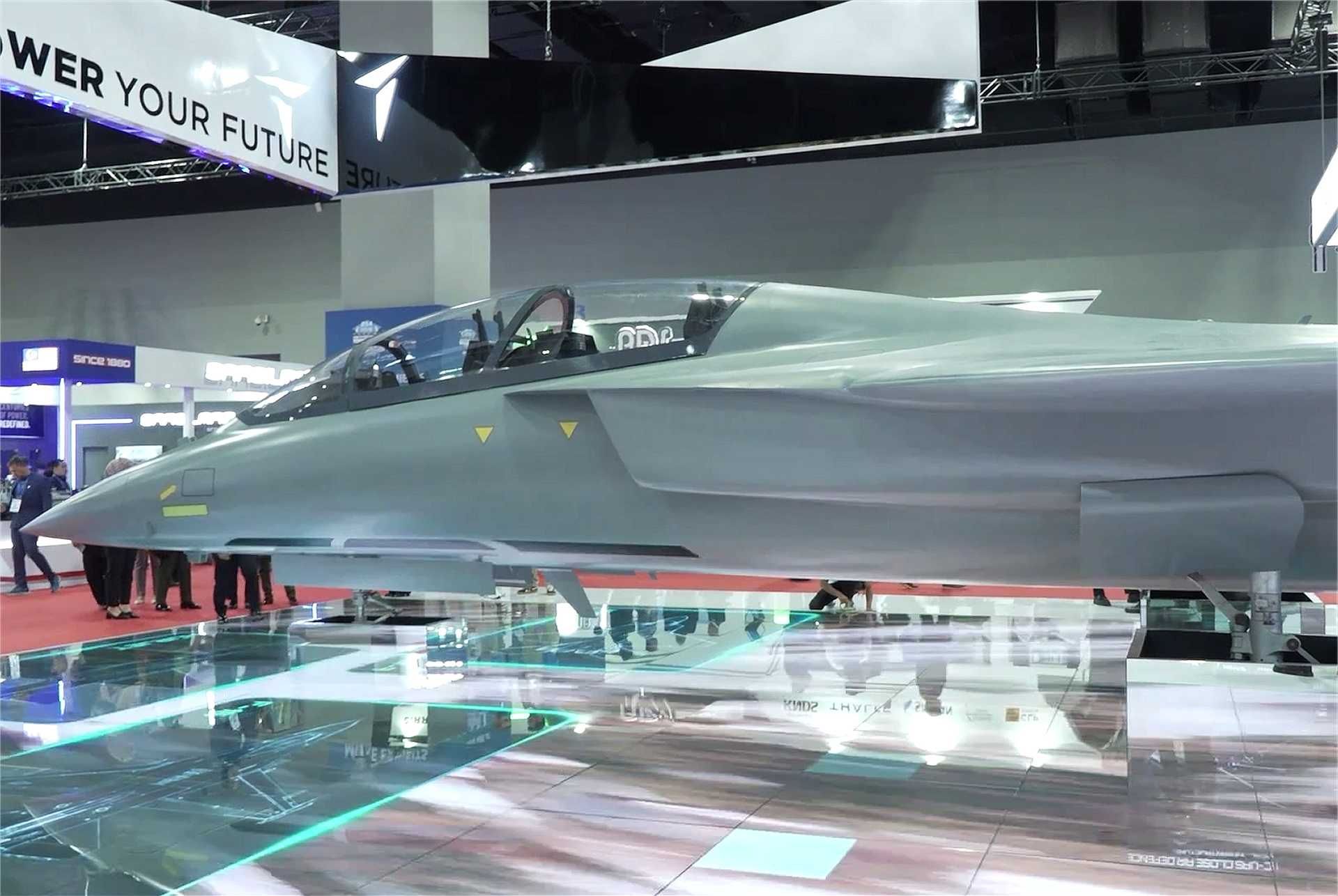 Hürjet Advanced Jet Trainer displayed by Turkish Aerospace Industries at DSA 2026, highlighting Türkiye’s next-generation pilot training capability in Malaysia.
