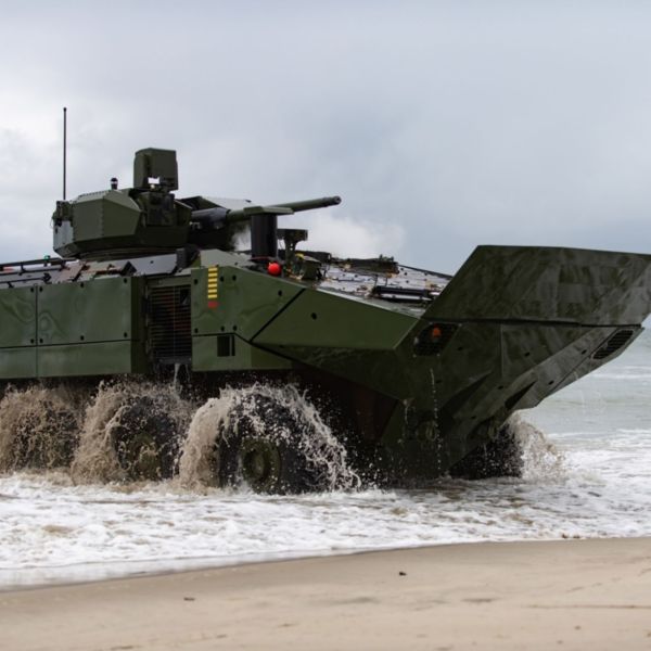 The ACV-30 is equipped with a Kongsberg RT20 stabilized remote turret mounting a 30 mm Bushmaster II cannon and a 7.62 mm coaxial machine gun. (Picture source: Kongsberg)