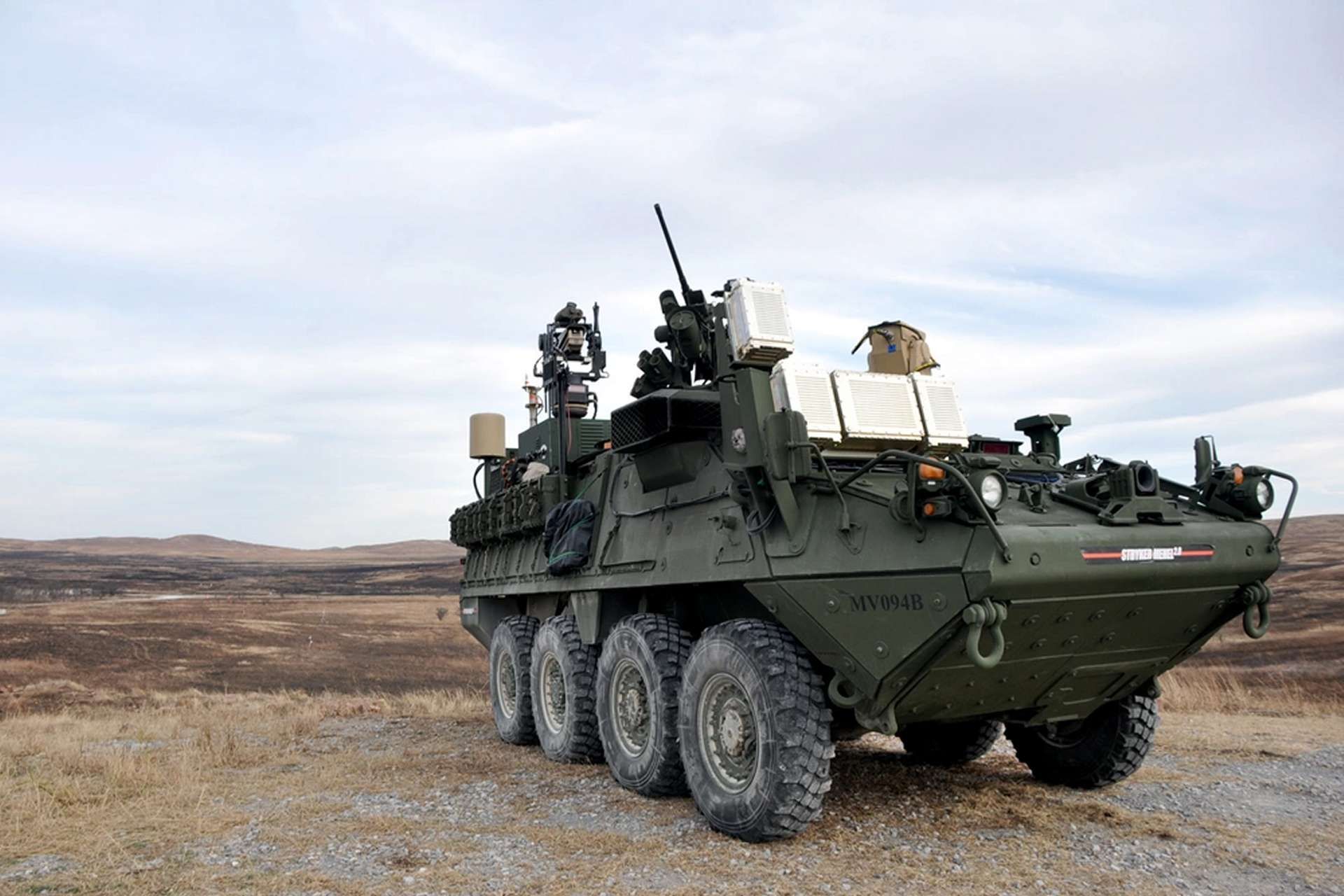U.S. military installations will test high-energy laser and high-power microwave weapons under a new counter-drone pilot program aimed at protecting critical bases, airfields, and strategic infrastructure from small unmanned aerial threats (Picture source: U.S. DoW).