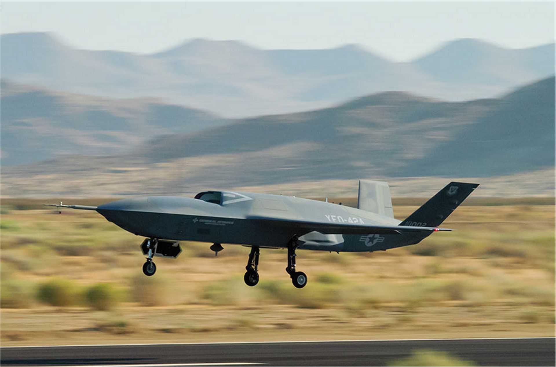 GA-ASI’s YFQ-42A takes to the skies during flight testing, demonstrating the autonomy and modular architecture now being evaluated by the U.S. Marine Corps under the MUX TACAIR CCA program
