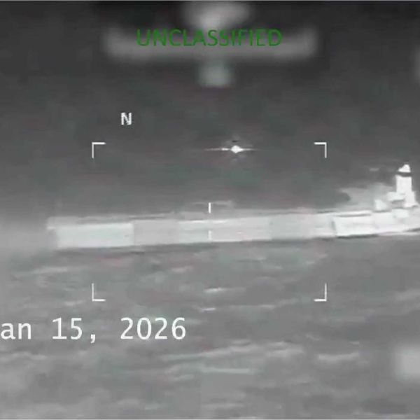 The action took place in international waters and was executed by a U.S. Coast Guard tactical team, with personnel descending by rope onto the vessel, indicating a helicopter-supported boarding method. (Picture source: X/Kristi Noem)
