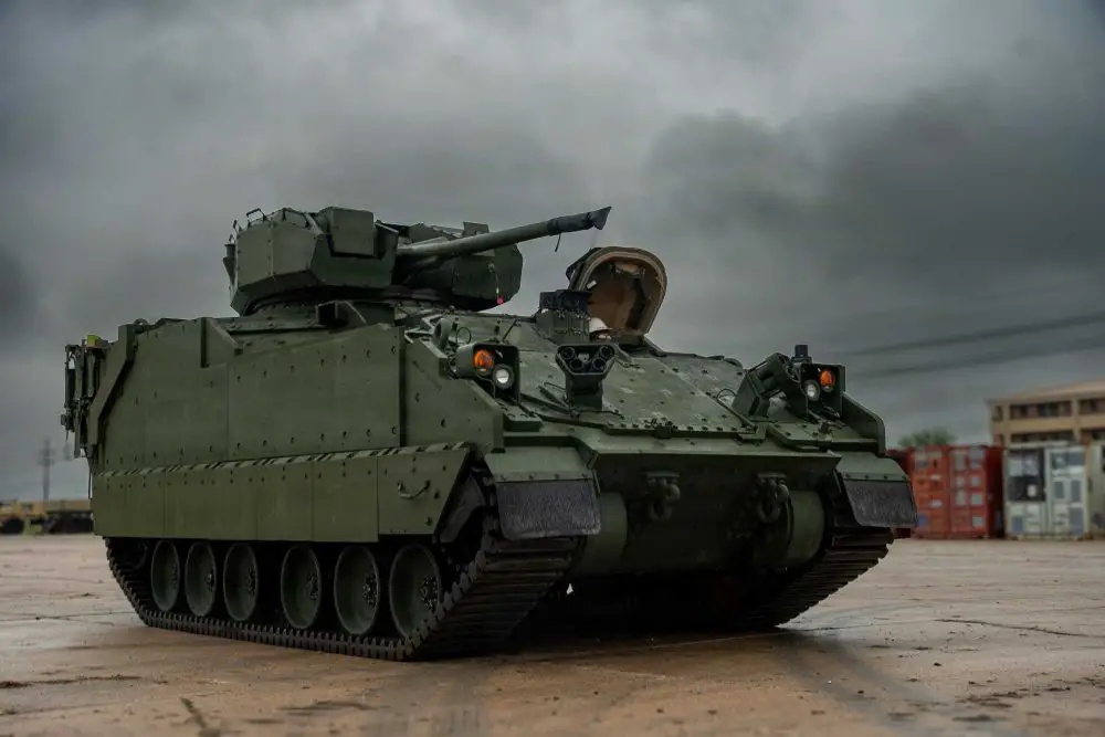 Soldiers from the U.S. Army’s 1st Cavalry Division receive the first prototypes of the Armored Multi-Purpose Vehicle equipped with a 30mm cannon at Fort Cavazos, Texas, on April 30, 2026.