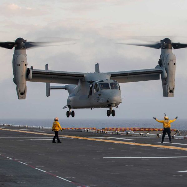 The USS Tripoli's air wing includes nearly 20 F-35B fighters from VMFA-121, MV-22B tiltrotors from VMM-265, and MH-60S helicopters from HSC-25, forming a composite aviation force capable of strike, ISR, and transport missions. (Picture source: US Navy)
