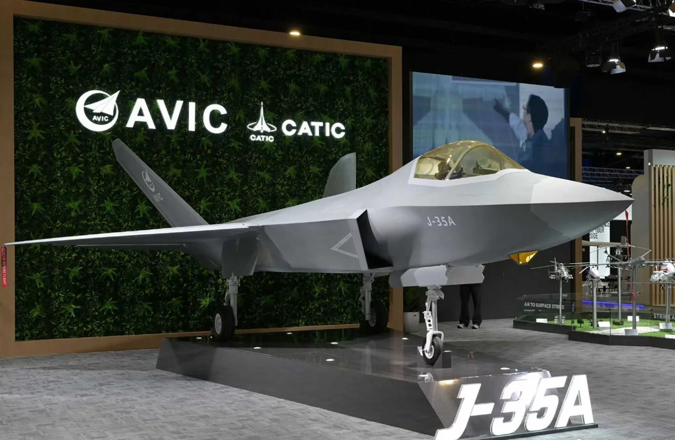 China_Unveils_J-35A_Fifth-Generation_Stealth_Fighter_Jet_at_Singapore_Airshow_2026_1920_001-88974444.webp