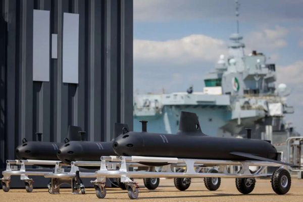 The SG-1 Fathom is a compact autonomous underwater glider that uses advanced acoustic sensors and AI to silently track low-signature submarines and protect UK seabed infrastructure (Picture source: Helsing).