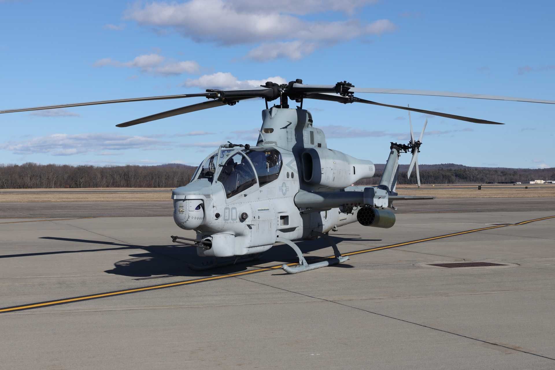 AH-1Z Viper Bell attack helicopter United States 
