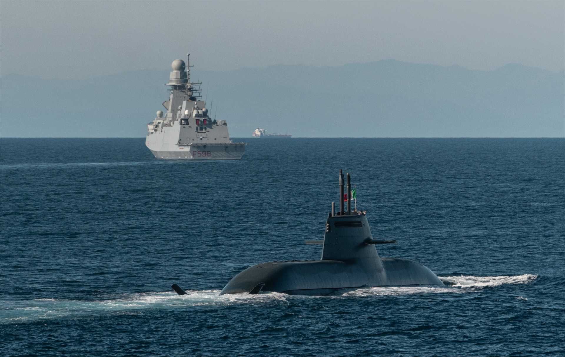 NATO warships, submarines, and maritime patrol aircraft launch Dynamic Mongoose 2026 off Norway to strengthen Allied anti-submarine warfare capabilities in the Arctic and North Atlantic against growing Russian undersea threats.