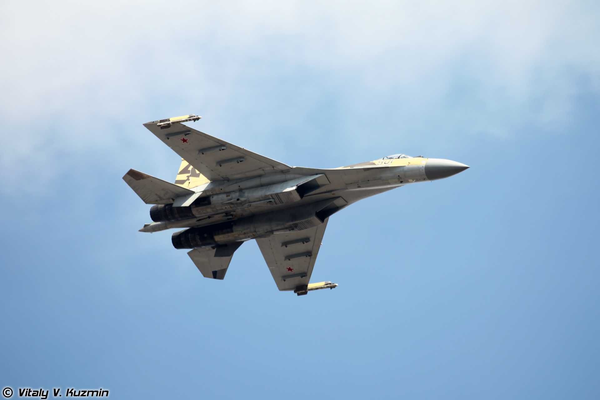 Sudan wants the Su-30 or Su-35 fighters to regain a strike capacity against the Rapid Support Forces, while Russia could tie these negotiations to a strategic opportunity to anchor a permanent naval foothold in the Red Sea. (Picture source: Vitaly Kuzmin)