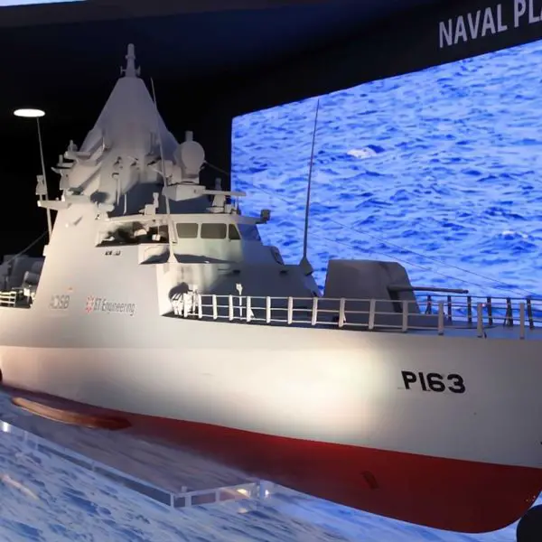 At World Defense Show 2026, ST Engineering displayed a scale model of the UAE Navy’s first-of-class Falaj-3 offshore patrol vessel, the Al Taf (P-163), which was commissioned in February 2025. (Picture source: Army Recognition)