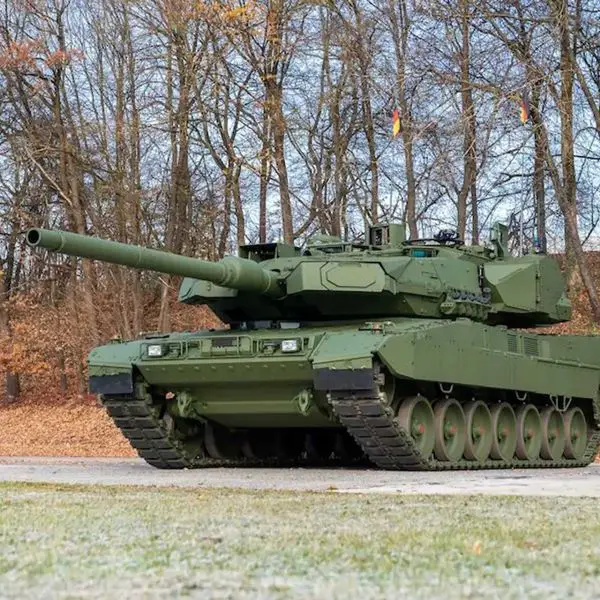 The Leopard 2A8 possesses an improved 120 mm/L55 A1 smoothbore gun able to fire programmable munitions, such as the DM11, against targets including lightly armored vehicles, infantry, and fortifications.  (Picture source: KNDS Deutschland)