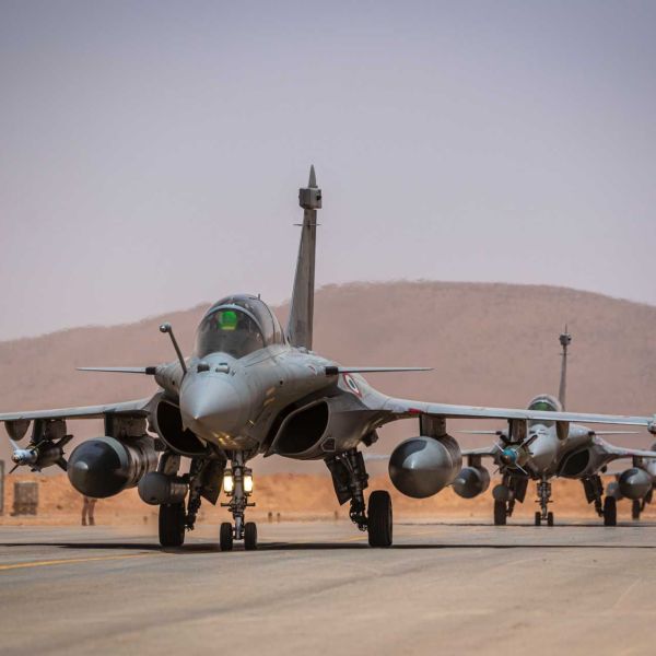 The Rafale's main delta wing provides lift and stability, while the foreplane canards positioned near the cockpit contribute to pitch control, lift enhancement, and maneuverability across a wide flight envelope, thereby maintaining control at high angles of attack. (Picture source: French Air Force)