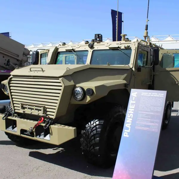 Planshet-A is a vehicle-mounted artillery C2 node that fuses reconnaissance and rapid survey data to deliver fast firing solutions, enabling quick deployment, rapid engagement of unplanned targets, and sustained shoot-and-scoot operations with counter-battery support (Picture source: Army Recognition Group).