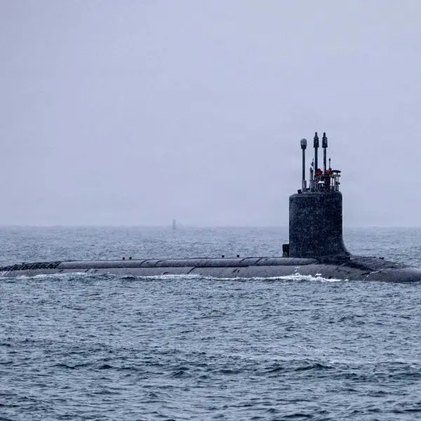 The U.S. Navy Virginia-class fast attack submarine USS New Mexico (SSN 779) enters Portsmouth Naval Shipyard on February 21, 2026, to begin a scheduled major maintenance and modernization availability.