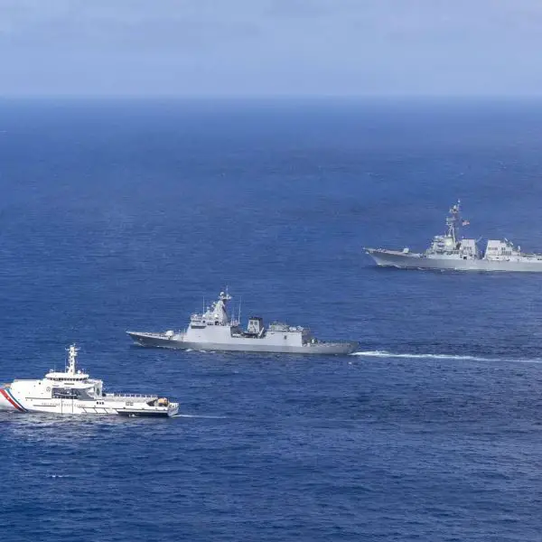 USS Dewey and two Philippine vessels conducted a coordinated formation patrol inside the Philippines’ Exclusive Economic Zone, showcasing allied sea control and growing interoperability in the Philippine Sea (Picture Source: U.S. Navy / DVIDS)