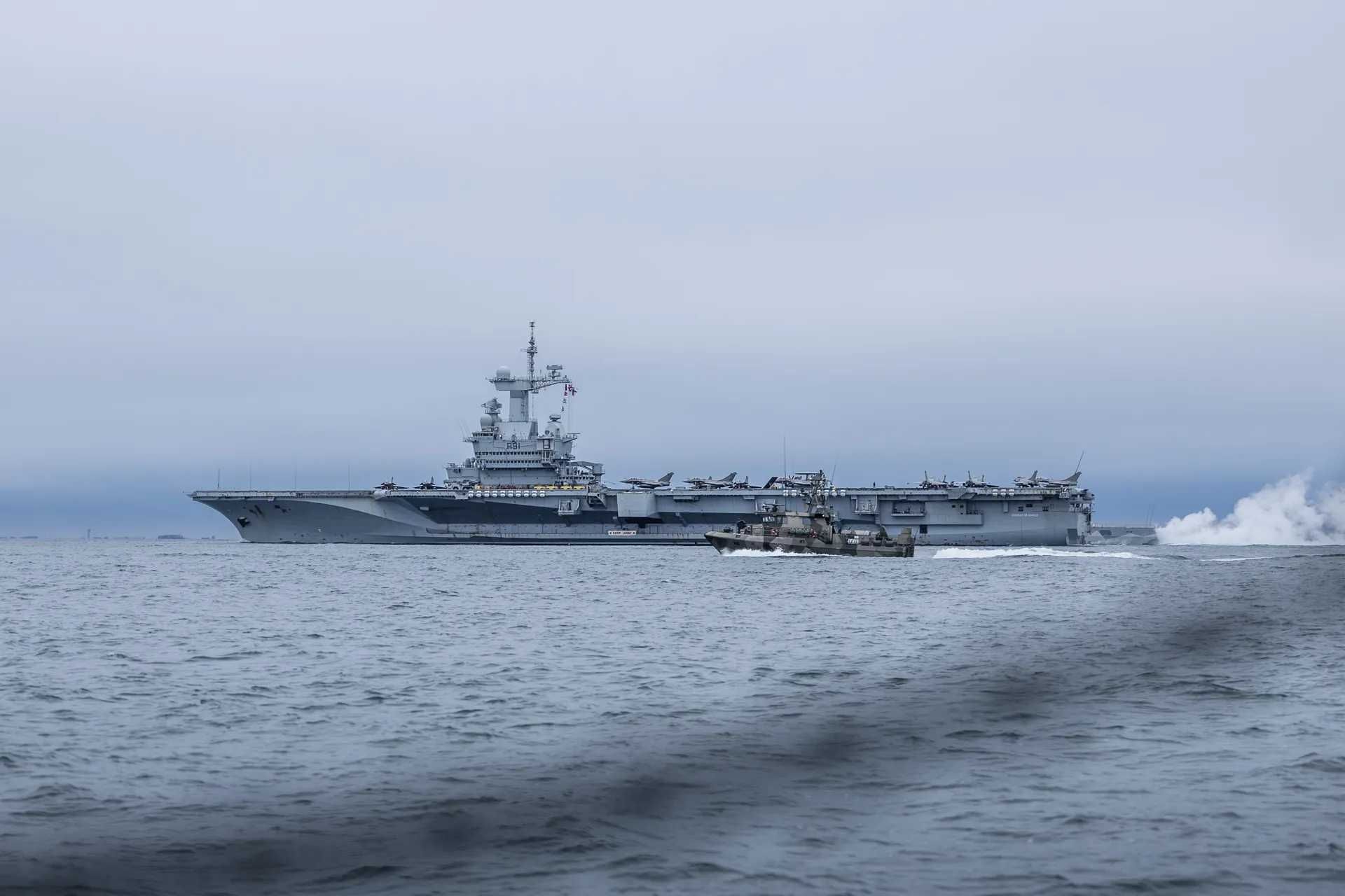 The Charles de Gaulle is currently the only nuclear-powered aircraft carrier operated by France and represents the central element of its naval air force. (Picture source: Swedish MoD)