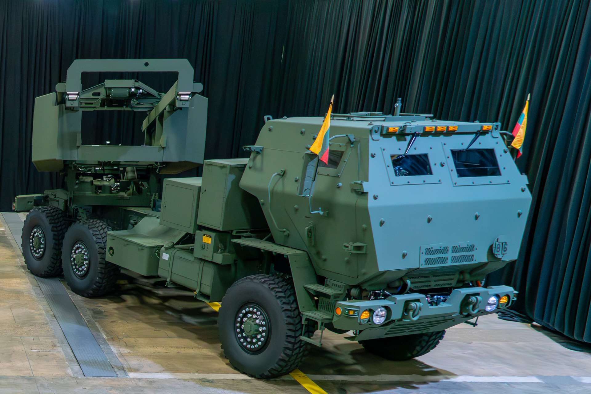 Lithuania unveils its first M142 HIMARS launchers from Lockheed Martin, marking a major step in fielding long-range precision fires with GMLRS and ATACMS capabilities, strengthening NATO interoperability and deterrence on the Alliance’s eastern flank (Picture source: Lithuanian MoD).