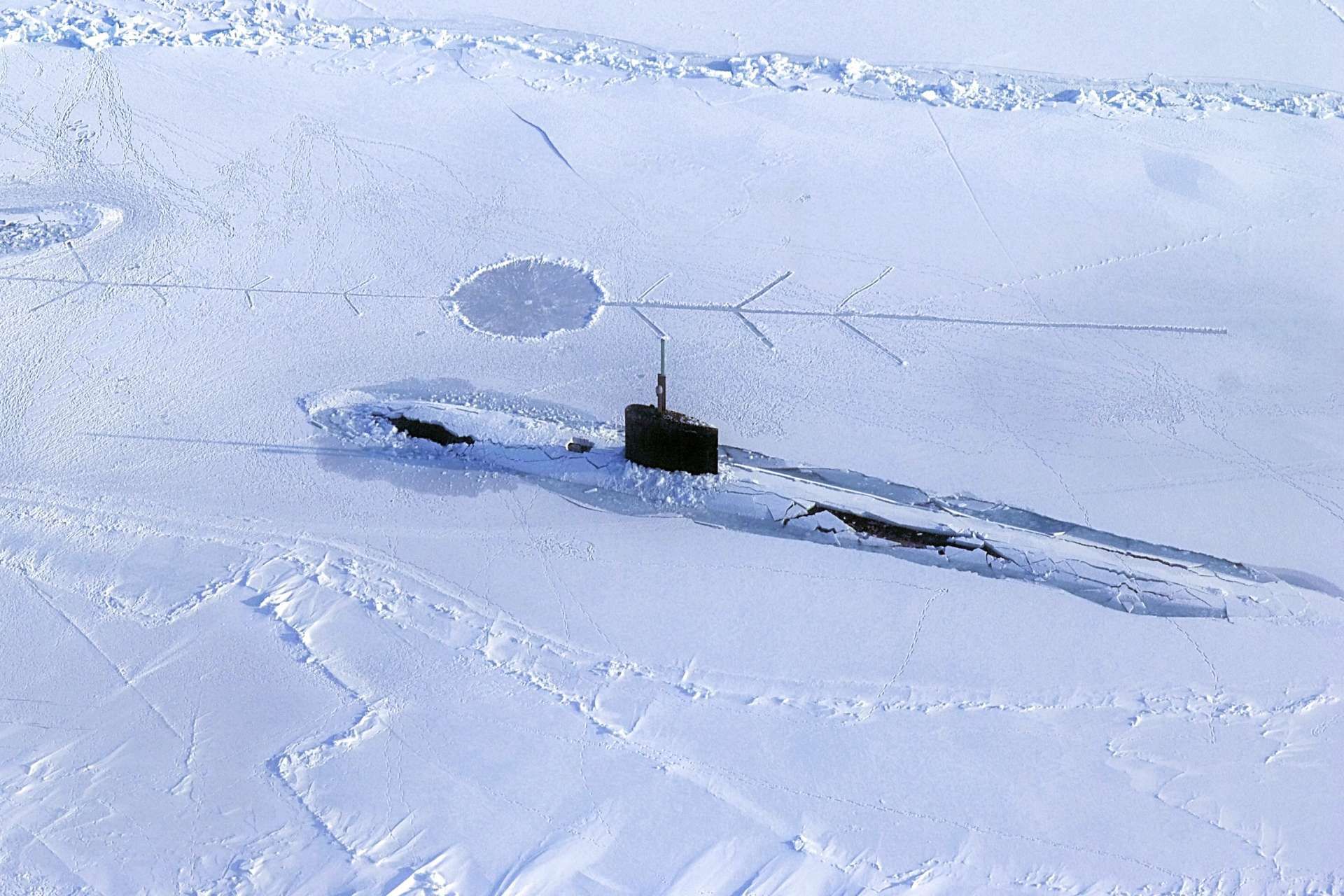 The U.S. Navy launched Operation ICE CAMP Boarfish in the Arctic on March 7, 2026, deploying the attack submarines USS Delaware and USS Santa Fe to conduct complex under-ice training supported by a temporary expeditionary camp built on drifting sea ice (Picture Source: U.S. Navy)