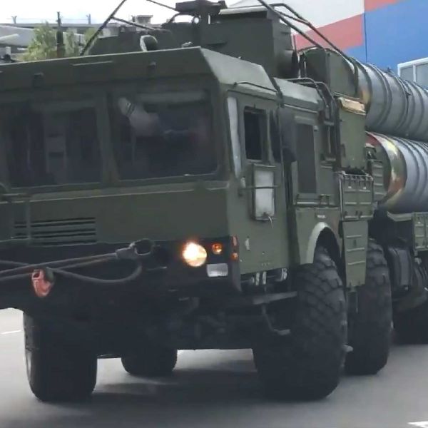 The S-400 Triumf is India’s most advanced long-range air defense system, capable of engaging aircraft, cruise missiles, and ballistic threats at ranges up to 400 kilometers, forming the backbone of the country’s multi-layered air defense network.