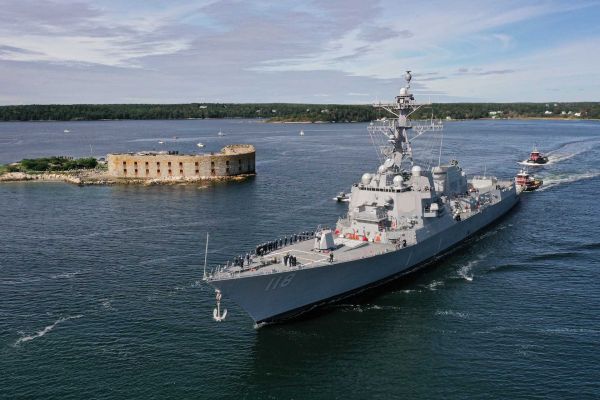 As of early May 2026, Bath Iron Works has built or is building 39 Arleigh Burke-class destroyers in total, including 13 early Flight I ships, 5 Flight II ships, 15 Flight IIA ships, such as the USS Daniel Inouye, and 6 confirmed Flight III ships currently assigned to the yard. (Picture source: US Navy)