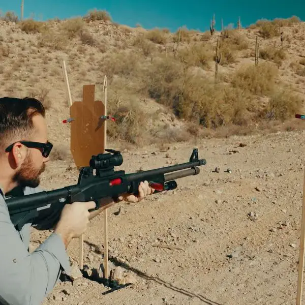 The new 5.56 mm Drone Round transforms standard U.S. rifles into close-range anti-drone weapons, releasing multiple high-velocity projectiles in a controlled spread that can disable FPV and quadcopter UAVs at 15 to 50 meters without any modification to the weapon (Picture source: Administrative Results).