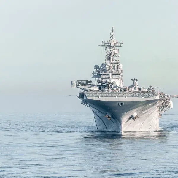 U.S. Navy Wasp-class amphibious assault ship USS Boxer (LHD 4) transits the Pacific Ocean during a simulated strait passage on December 7, 2025. (Picture source: US DoD)