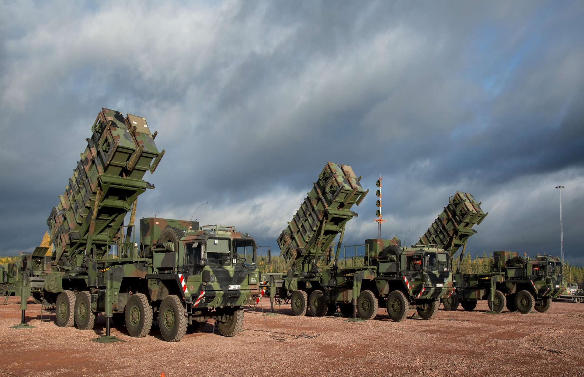 The MIM-104 Patriot is a long-range, high-altitude air and missile defense system capable of intercepting aircraft, cruise missiles, and tactical ballistic missiles using advanced radar and hit-to-kill PAC-3 MSE interceptors (Picture source: German MoD).