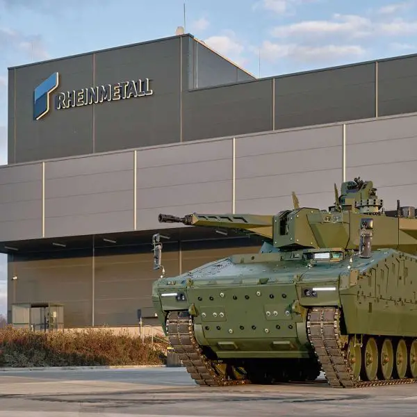 Italy’s new A2CS IFVs pair the Lynx KF41’s 1,100 hp mobility with the Hitfist 30 mm turret, high protection with optional APS, open-architecture C2, counter-UAS readiness, and seating for eight dismounts (Picture source: Rheinmetall).