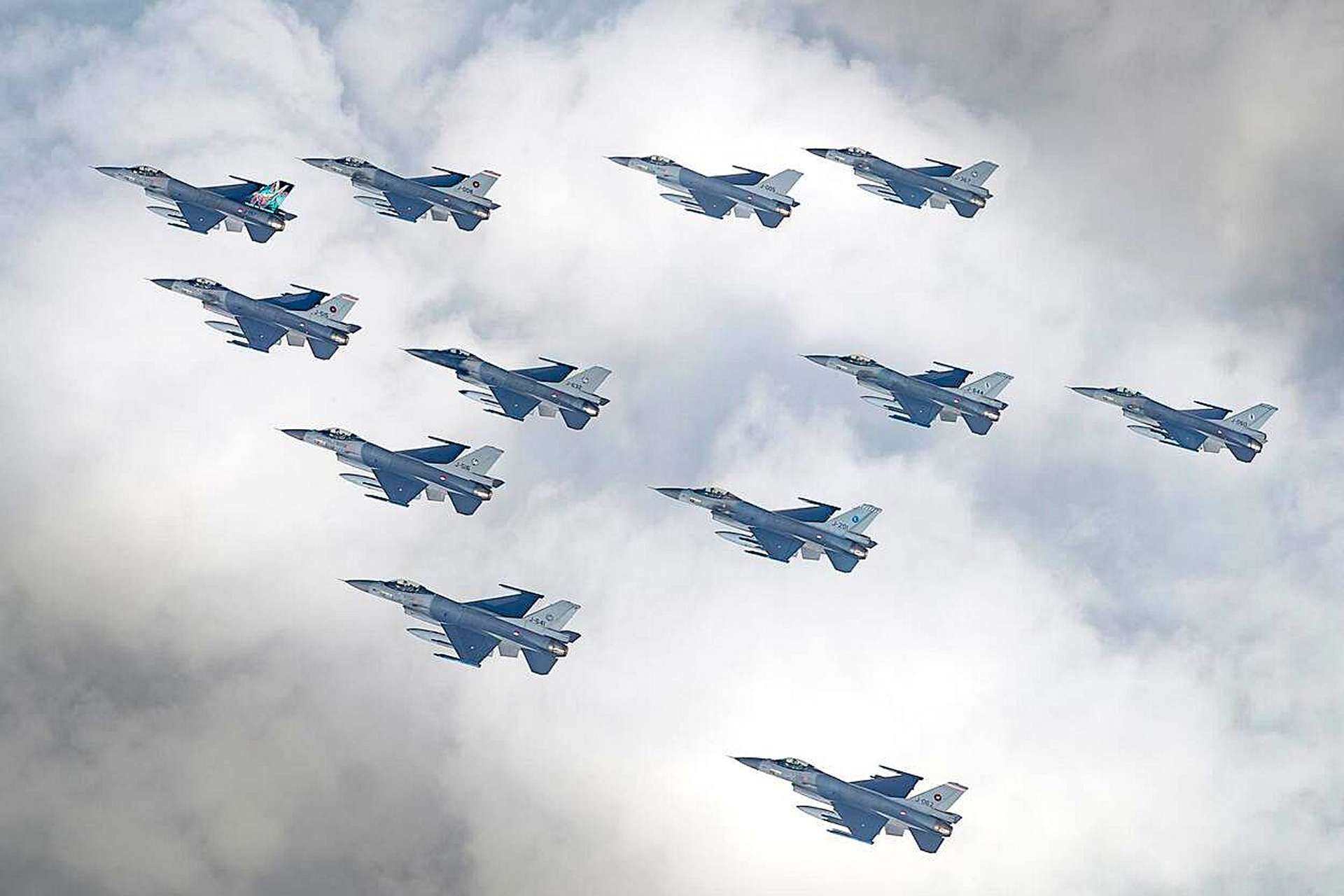 The Dutch F-16s are versatile multirole fighter jets capable of precision strikes, air defense, and advanced pilot training within NATO operations (Picture Source: Dutch MoD)