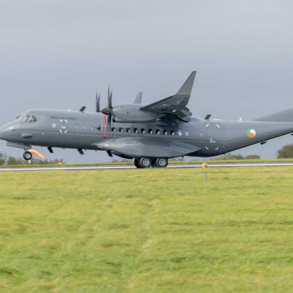 At the time of the Irish C295 flight, the Bella 1/Marinera tanker was located roughly 400 km west of Ireland, sailing north and remaining outside Ireland’s Exclusive Economic Zone, which extends about 370 km from the coast. (Picture source: Irish Defence Forces)