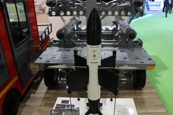 The BG AS-6 appears intended for rapid reconnaissance and strike missions where speed, short reaction times, and decentralized deployment take precedence over endurance. (Picture source: Army Recognition)