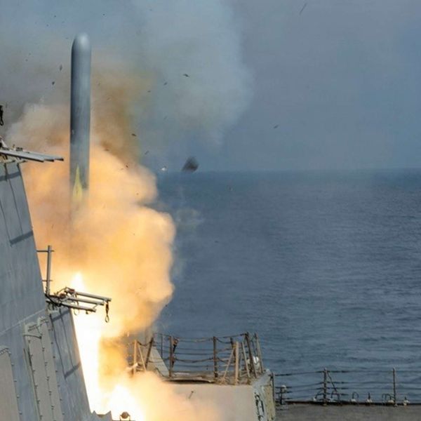 Mobix Labs has won a new U.S. Navy order for Tomahawk electronics as Iran-war strike demand rapidly drains U.S. cruise missile stockpiles, pushing faster production. Tomahawk remains the Navy’s key standoff weapon, offering roughly 900 nm range, low-altitude penetration, and in-flight retargeting (Picture source: U.S. DoW).