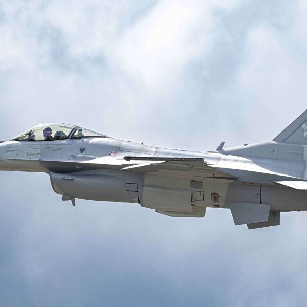 Bahrain’s F-16 Block 70 scored the type’s first air-to-air kills by shooting down two Iranian drones, marking a key combat milestone for the advanced fighter’s counter-UAS and air-defense role (Picture source: Lockheed Martin).
