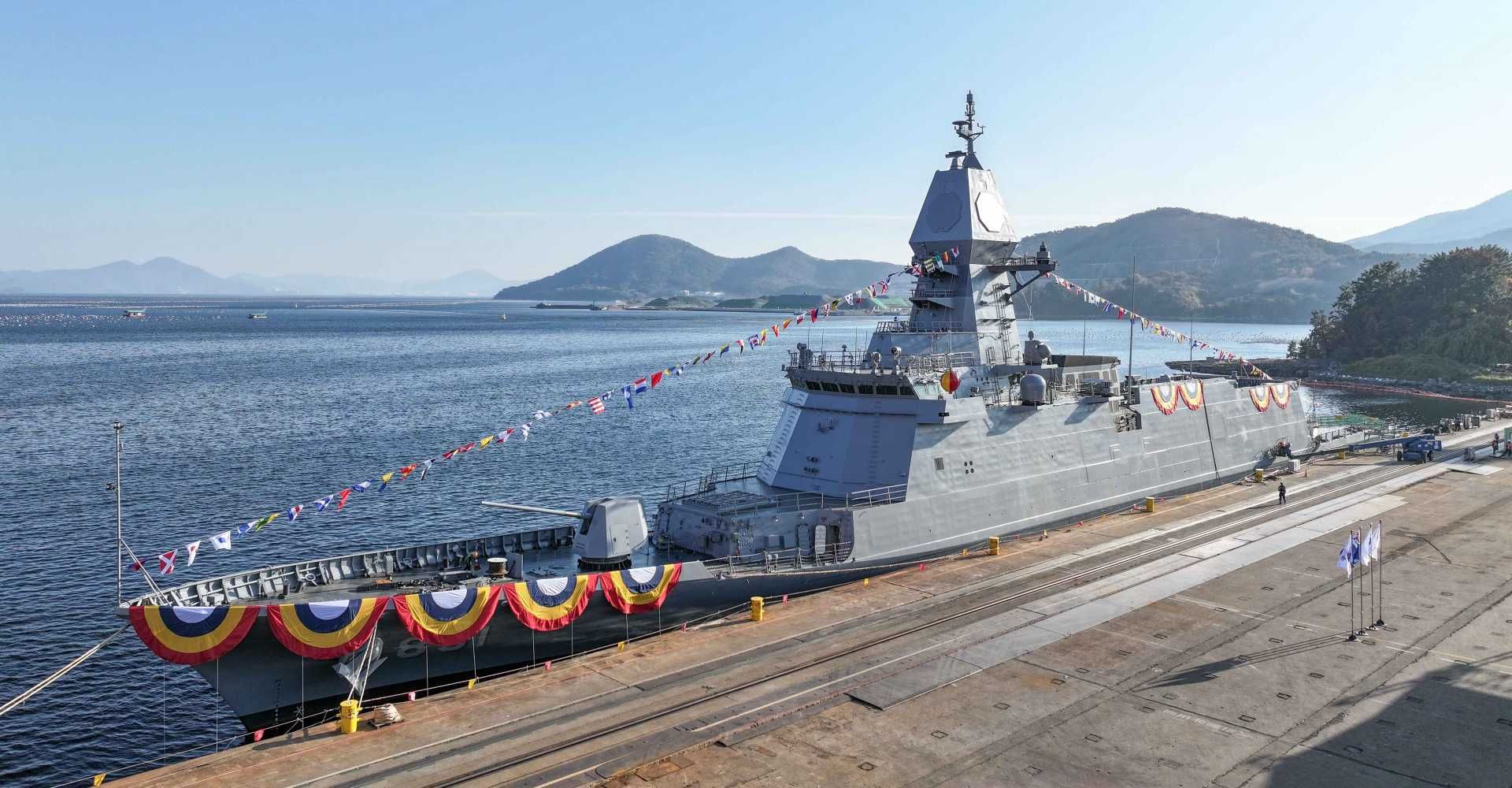 The Future Frigate eXperimental (FFX) program was conceived to replace aging Ulsan-class frigates, Pohang-class corvettes, and some earlier destroyers to provide a force of roughly 26 modern frigates across several batches. (Picture source: South Korean Navy)