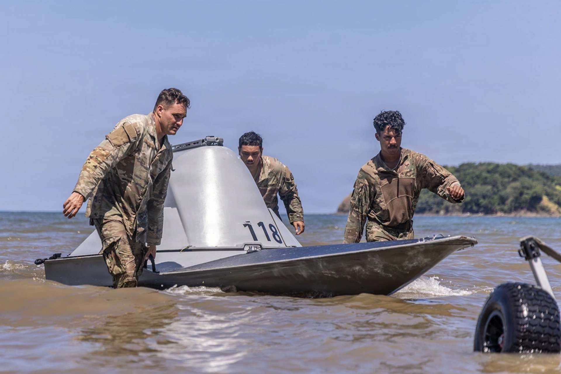 U.S. Army soldiers from the 25th Infantry Division tested unmanned surface vessels at Naval Base Camilo Osias in the Philippines during Exercise Salaknib 2026, demonstrating how small autonomous boats can support coastal surveillance, port security, and logistics protection in an archipelagic operating environment (Picture source: Army Recognition Group).