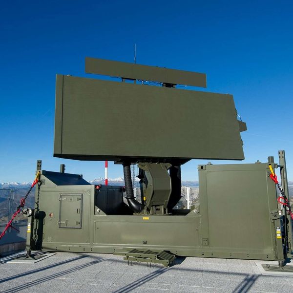 Ireland has approved negotiations with France on a €500 million military radar system to strengthen national airspace security, with the accompanying image being purely illustrative and showing Thales’s Ground Master 400 Alpha (GM400A) long-range air surveillance radar.