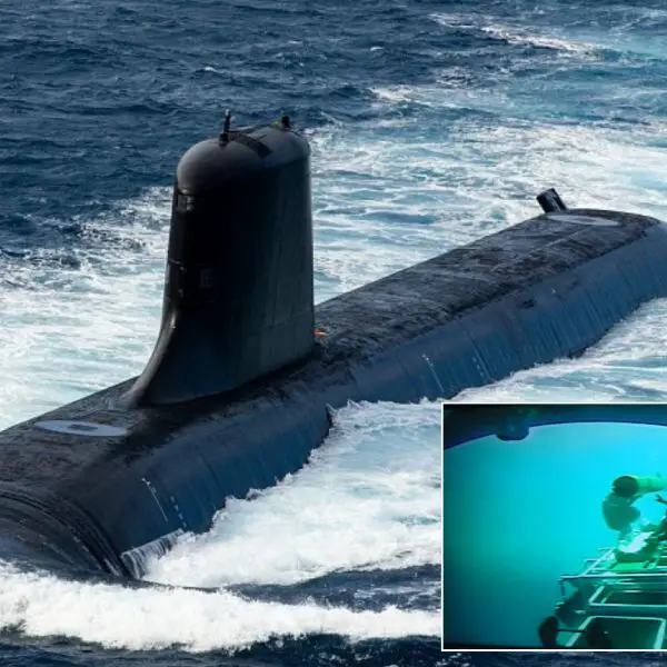 The drone is deployed from a Dry Deck Shelter (DDS), a removable structure installed on the aft deck that is traditionally used to deploy combat swimmers and specialized equipment (Picture source: French MoD/ NavalGroup)