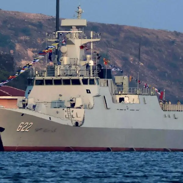 The arrival of the Type 056C corvette represents a structural break in the Royal Cambodian Navy’s capabilities, as it introduces the country’s first modern surface combatant able to carry missiles and multi-domain sensors. (Picture source: Weibo/@洋务先驱张之洞)