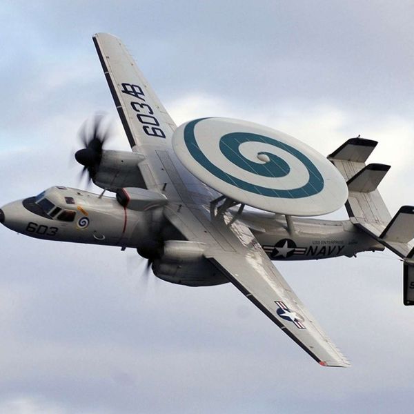 Mathtech’s $10.56 million contract will supply 123 E-2D Advanced Hawkeye intercommunication systems, upgrading the aircraft’s internal crew coordination backbone that enables high-tempo battle management and coalition interoperability for U.S., French, and Japanese carrier operations (Picture source: U.S. DoW).