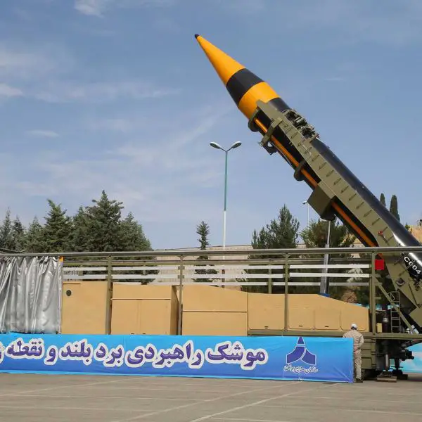 Iran’s Khorramshahr-4 ballistic missile is displayed during its official unveiling ceremony in Tehran in May 2023. The liquid-fueled medium-range missile, also known as Kheibar, features a reported 2,000 km range and the heaviest warhead currently associated with Iran’s ballistic missile arsenal, underscoring Tehran’s continued investment in long-range strike capabilities.