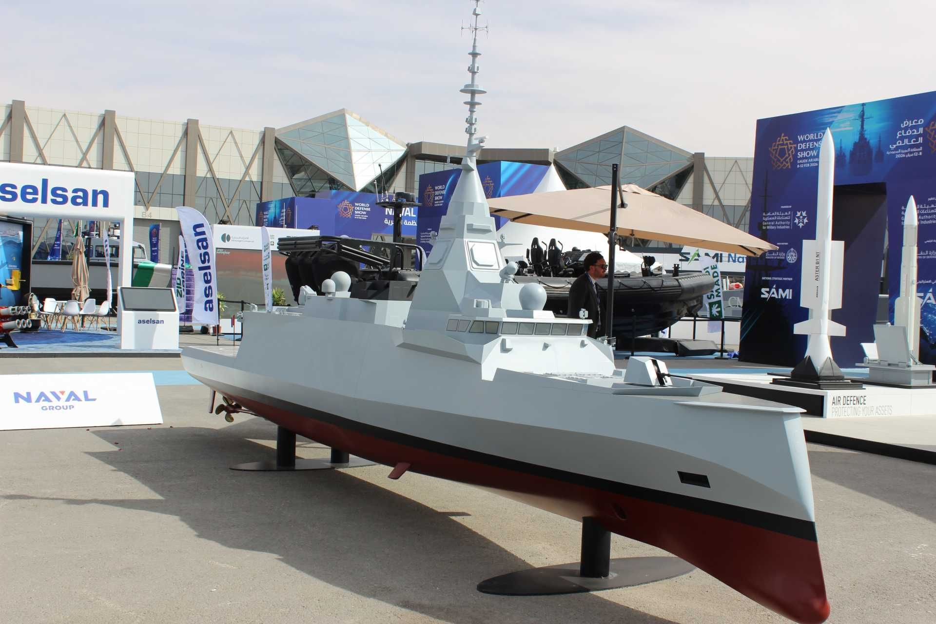 The French MPLS launcher could allow a reduction in the number of dedicated launchers carried, more flexible allocation of effects for different threat sets, and simplified logistics through the use of common launcher hardware with different ammunition types. (Picture source: Army Recognition)