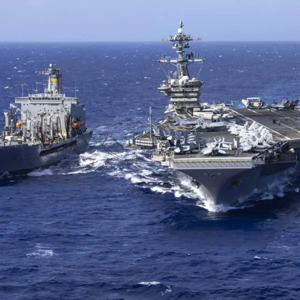 U.S. Navy USS Abraham Lincoln (CVN 72) underway in the Pacific as part of its redeployment toward the Middle East, January 2026. The aircraft carrier leads a U.S. Navy strike group repositioning amid rising tensions with Iran and potential escalation scenarios in the CENTCOM area of operations.