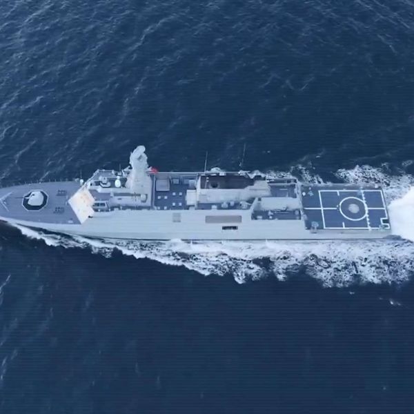PNS Khaibar, a Babur-class corvette, combines ADVENT combat management, Harbah missiles, Albatros NG air defense, and a 76 mm gun to give Pakistan a modern multi-mission surface combatant (Picture source: HAVELSAN).