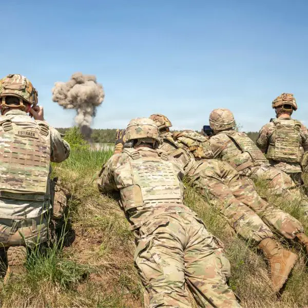 U.S. Army engineers from the 8th Brigade Engineer Battalion observe a demolition exercise with Polish Territorial Defence Forces during joint training at Bemowo Piskie, Poland, on May 21, 2026. (Picture source: US DoD)