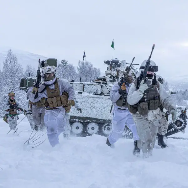 U.S. Army units train for Arctic warfare in Norway during NATO’s Cold Response 26, testing cold-weather combat skills and mobility. (Picture source: US DoD)