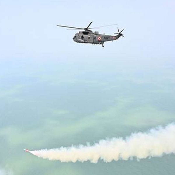 Indian Navy Sea King helicopter launches DRDO’s NASM-SR anti-ship missile during a successful maiden salvo test off Odisha, validating India’s indigenous air-launched maritime strike capability with precision waterline hit performance (Picture source: Indian MoD).