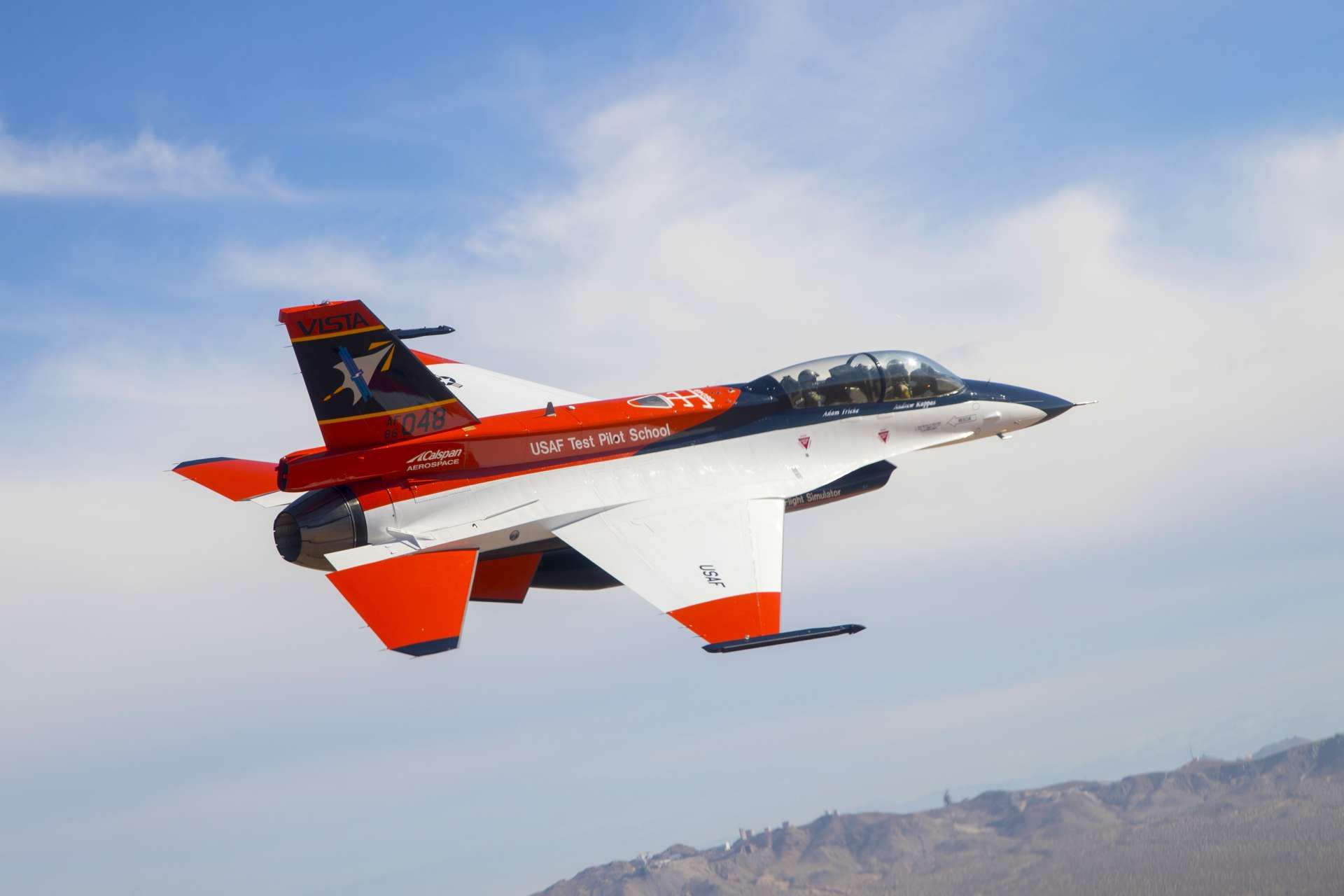 Lockheed Martin and the U.S. Air Force Test Pilot School flew a tactical AI agent on the X-62A VISTA F-16 to demonstrate autonomous missile-evasion maneuvers in live flight (Picture Source: Lockheed Martin / U.S. Air Force)