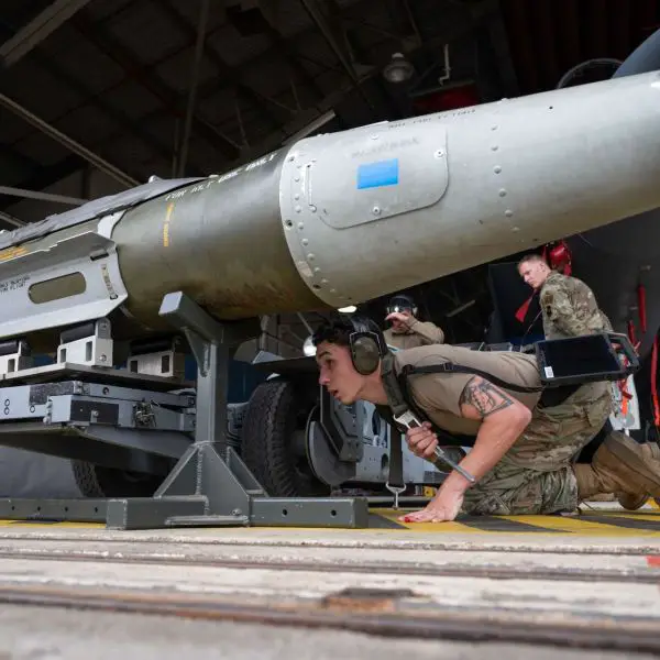 South Korea plans to acquire 766 U.S.-made Boeing JDAM guidance kits to expand its precision airstrike capability, with most of the package focused on 2,000-pound BLU-109 penetrator bombs for hardened North Korean military targets (Picture source: U.S. DoW).