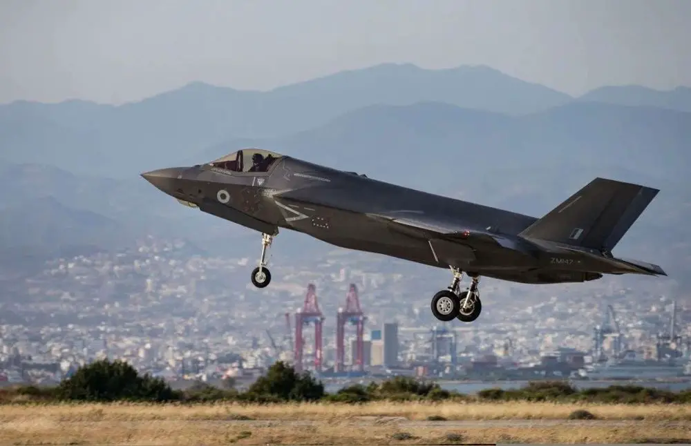 Six RAF F-35B Lightning stealth fighters have deployed from RAF Marham to RAF Akrotiri, Cyprus, reinforcing the UK’s Eastern Mediterranean air posture alongside Typhoon FGR4s as US-Iran tensions and nuclear talks raise the risk of rapid escalation (Picture source: UK Air Force).