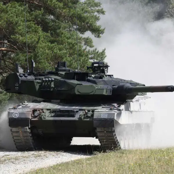 The MB 873 Ka-501 was selected for the Leopard 2 because it offers a 1,100 kW output (roughly 1,475 hp) from a 47.6-liter, 12-cylinder engine that has been refined for decades by Rolls-Royce. (Picture source: Rolls-Royce)